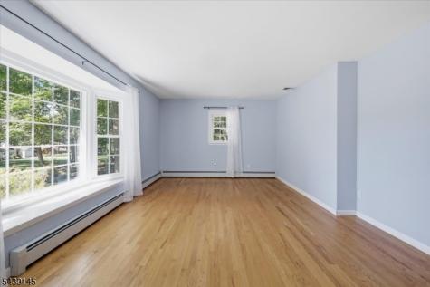 261 Eyland Avenue Roxbury NJ 07876