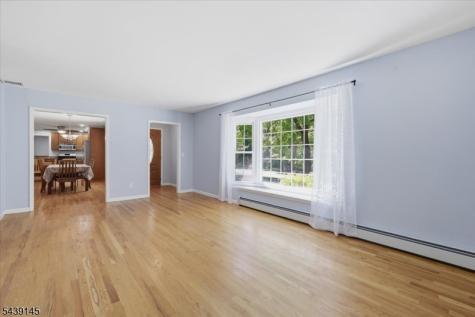 261 Eyland Avenue Roxbury NJ 07876