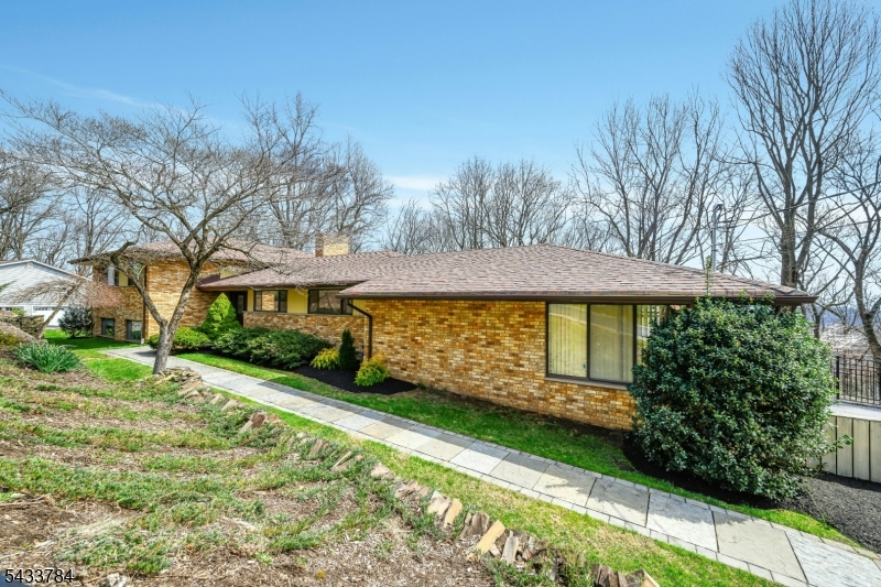 6 Lynnfield Drive Morris NJ 07960