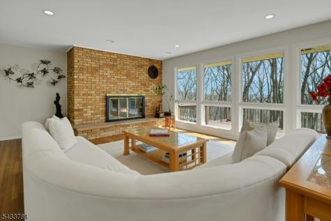 6 Lynnfield Drive Morris NJ 07960