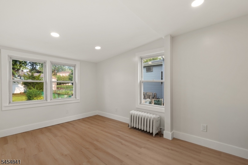 180 Cutter Avenue Woodbridge NJ 08863