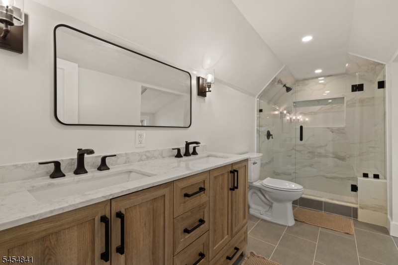 180 Cutter Avenue Woodbridge NJ 08863