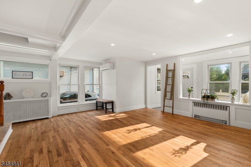180 Cutter Avenue Woodbridge NJ 08863