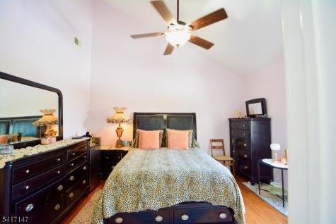 89 Rose Street Wood-ridge NJ 07075