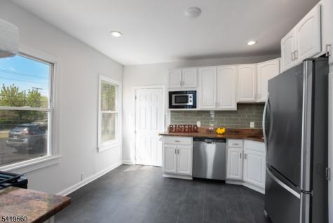 108 Thomas Street Bloomfield NJ 07003