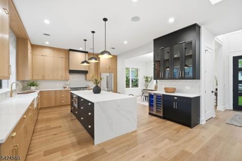 1284 Woodside Road Scotch Plains NJ 07076