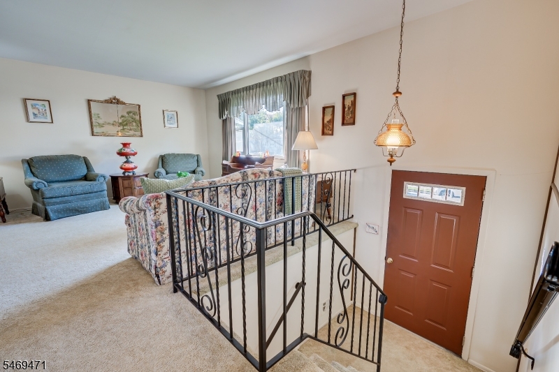 6 Sheffield Place Metuchen NJ 08840