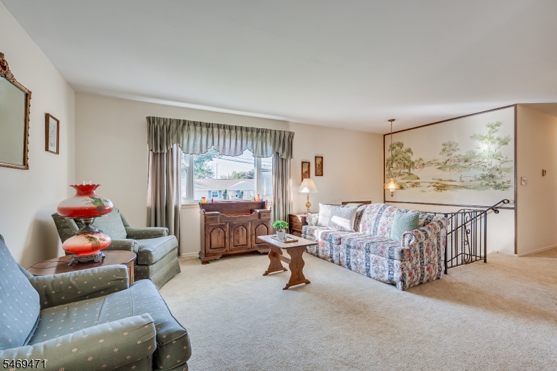 6 Sheffield Place Metuchen NJ 08840
