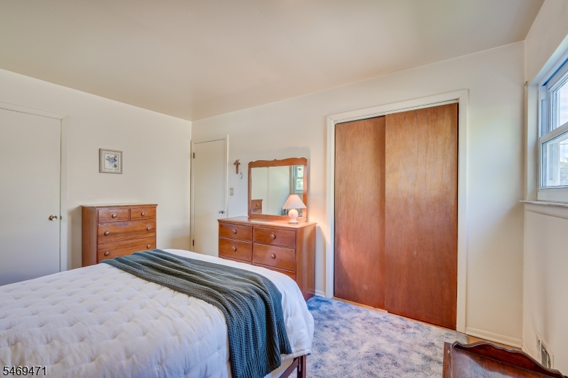 6 Sheffield Place Metuchen NJ 08840