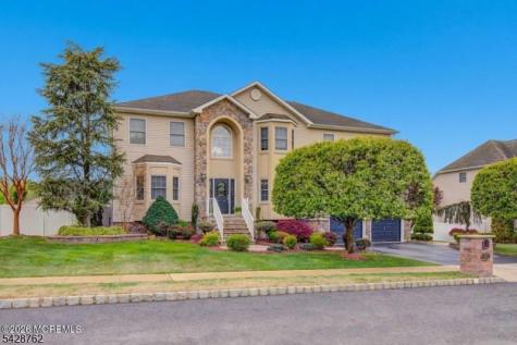 5 Selma Lane Hazlet NJ 07730