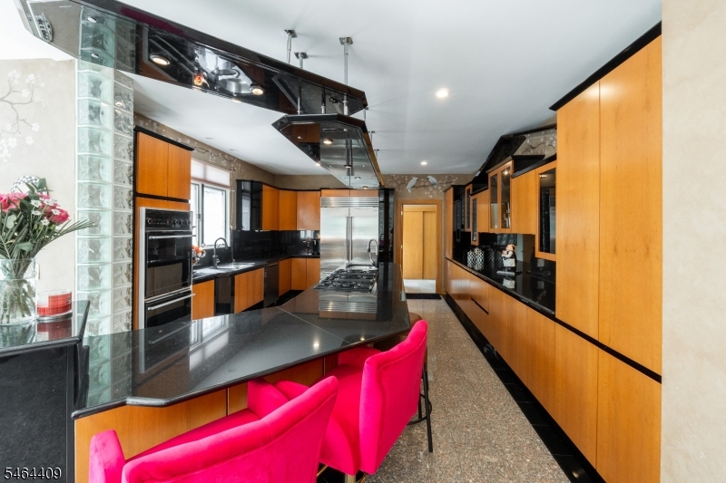 17 Chesterfield Drive Warren NJ 07059