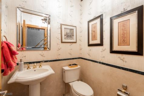 17 Chesterfield Drive Warren NJ 07059