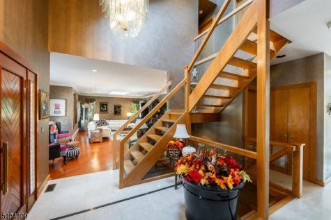 17 Chesterfield Drive Warren NJ 07059