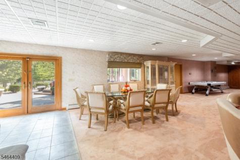 17 Chesterfield Drive Warren NJ 07059