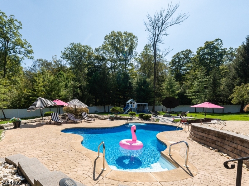 17 Chesterfield Drive Warren NJ 07059