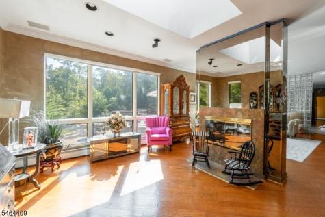 17 Chesterfield Drive Warren NJ 07059