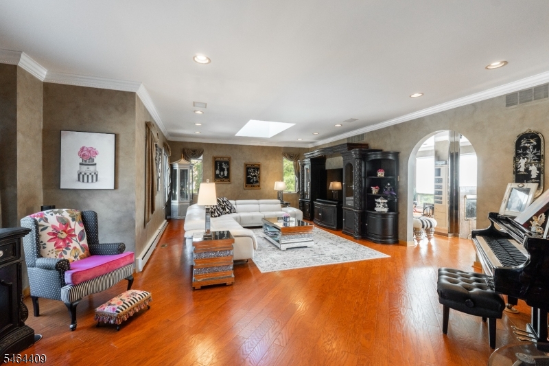 17 Chesterfield Drive Warren NJ 07059