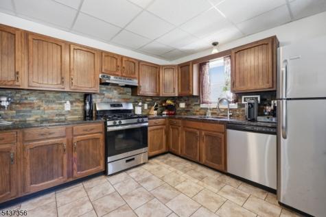 69 Harris Street Phillipsburg NJ 08865