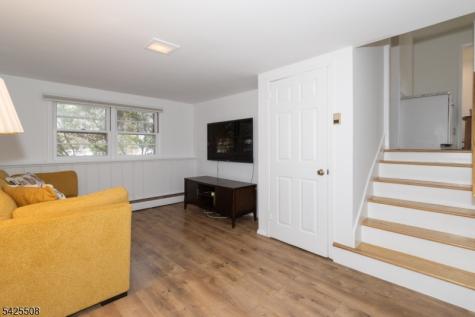 35 Sanford Drive Randolph NJ 07869