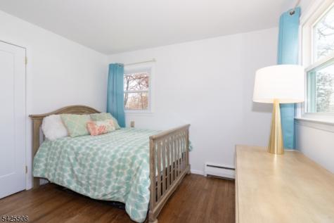 35 Sanford Drive Randolph NJ 07869