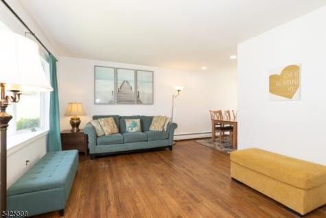 35 Sanford Drive Randolph NJ 07869