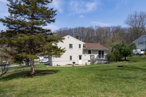 35 Sanford Drive Randolph NJ 07869