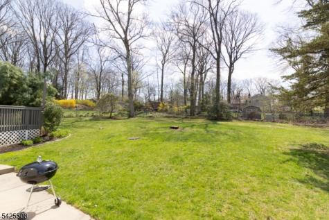 35 Sanford Drive Randolph NJ 07869