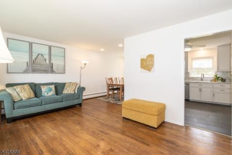35 Sanford Drive Randolph NJ 07869