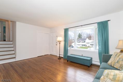 35 Sanford Drive Randolph NJ 07869