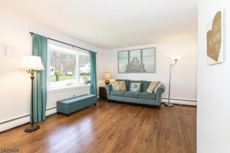35 Sanford Drive Randolph NJ 07869