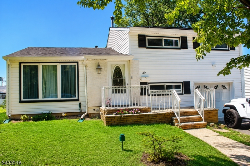 39 Florence Drive Sayreville NJ 08859