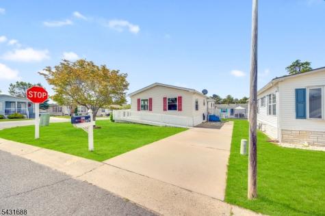 501 Momosa Drive Manchester NJ 08759