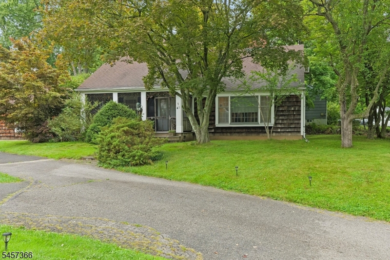 41 Laurel Avenue West Orange NJ 07052