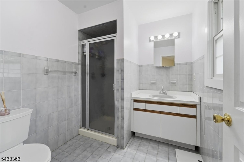 6 Nepote Place Franklin NJ 08873