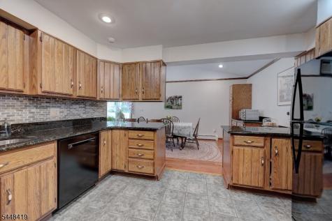 5 Birdseye Glen Verona NJ 07044