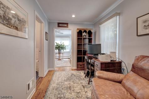5 Birdseye Glen Verona NJ 07044