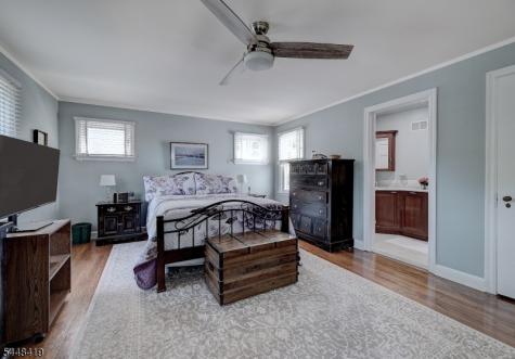 5 Birdseye Glen Verona NJ 07044
