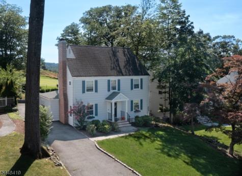 5 Birdseye Glen Verona NJ 07044