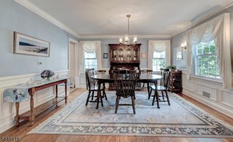 5 Birdseye Glen Verona NJ 07044
