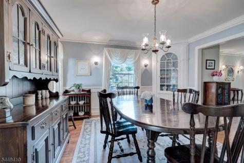 5 Birdseye Glen Verona NJ 07044