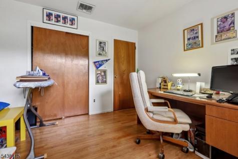 55 Lench Avenue Edison NJ 08820
