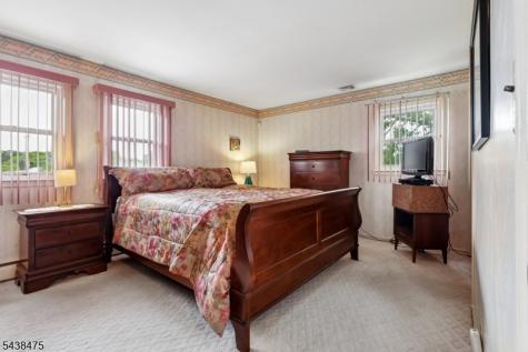 55 Lench Avenue Edison NJ 08820