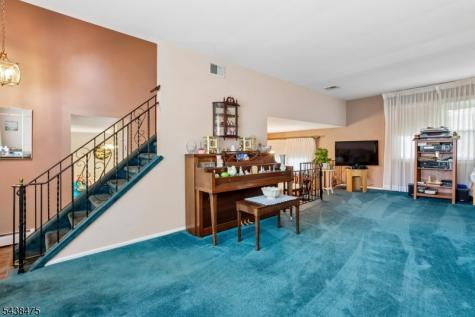 55 Lench Avenue Edison NJ 08820