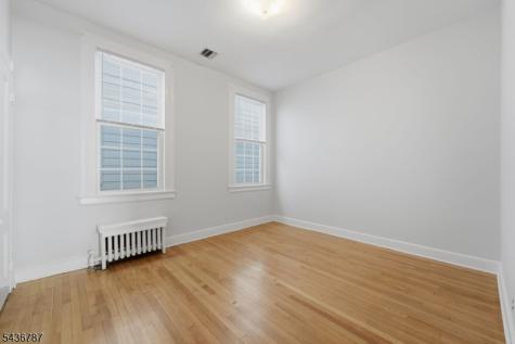 219 Magie Avenue Roselle Park NJ 07204