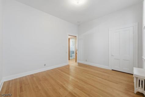 219 Magie Avenue Roselle Park NJ 07204