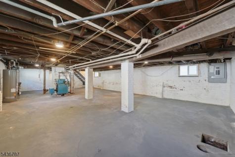 219 Magie Avenue Roselle Park NJ 07204