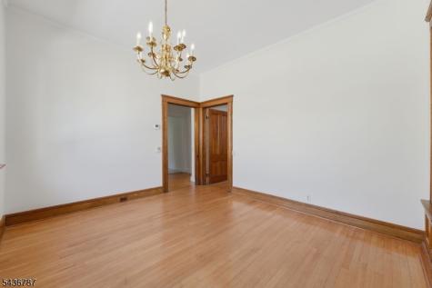 219 Magie Avenue Roselle Park NJ 07204