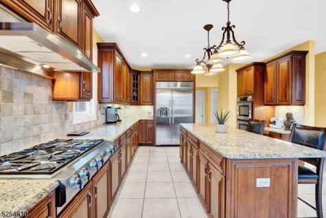 48 Flagstone Hill Road Wantage NJ 07461