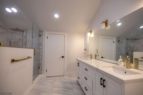 1349 Stanley Terrace Elizabeth NJ 07208