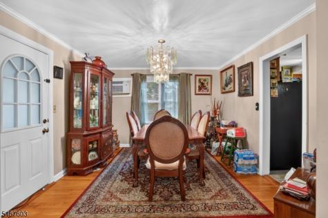 30 Oakridge Road West Orange NJ 07052